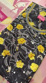 ⁦Bee 🐝🌺🌻⁩ - الصورة ⁦3⁩