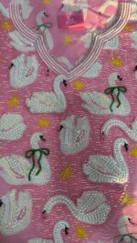 ⁦Swan in pink 3D 🦢💗⁩ - الصورة ⁦2⁩