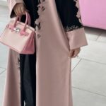 Pinky abaya🌺💕