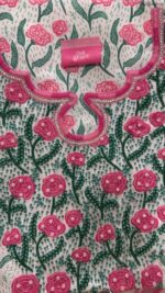 ⁦Pink and green 🌺🧚🏻‍♀️🌟⁩ - الصورة ⁦2⁩